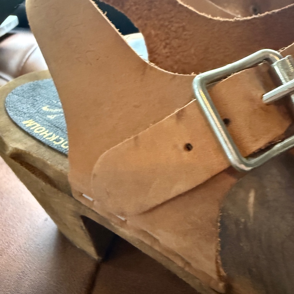 EUC Lotta from Stockholm Highwood Clogs in Oiled Nubuck - Picture 3 of 9